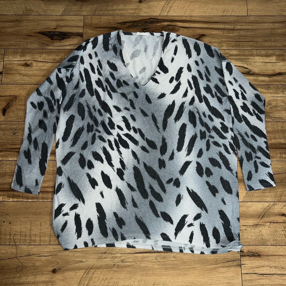 animal print sweater